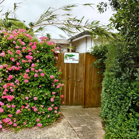 Gumnut Getaway Bnb-2